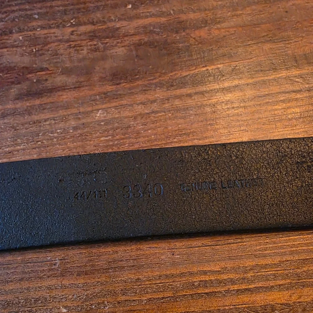 Genuine Leather black belt black buckle with silver hardware size 44